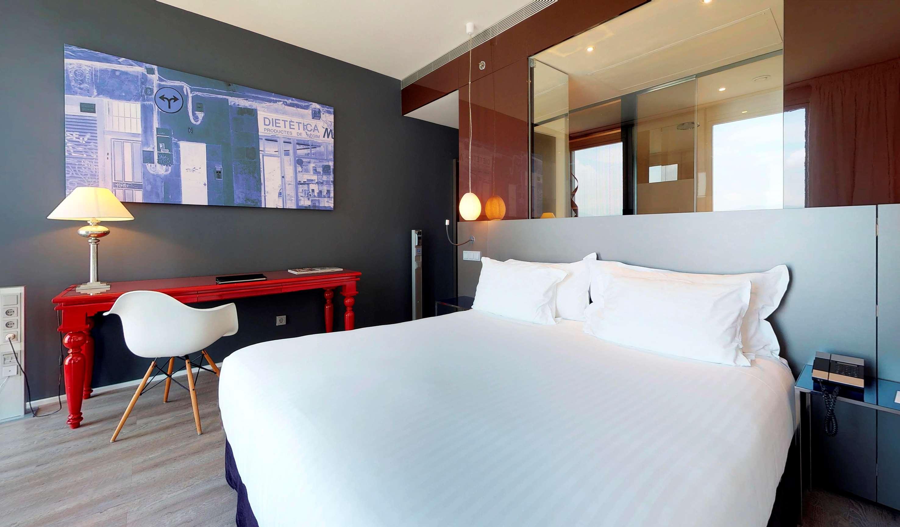 The Level At Melia Barcelona Sky Hotel Екстериор снимка