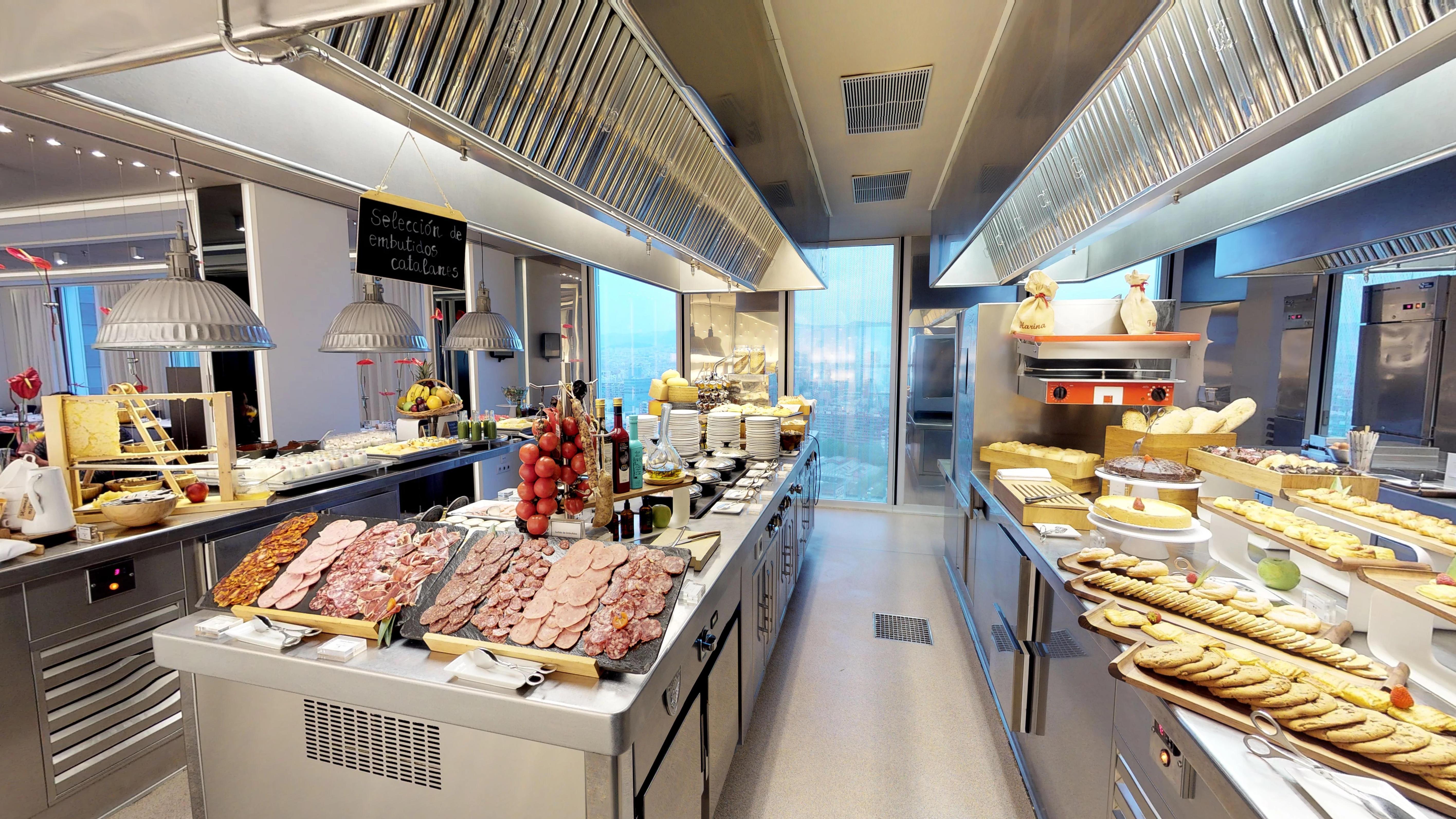 The Level At Melia Barcelona Sky Hotel Екстериор снимка