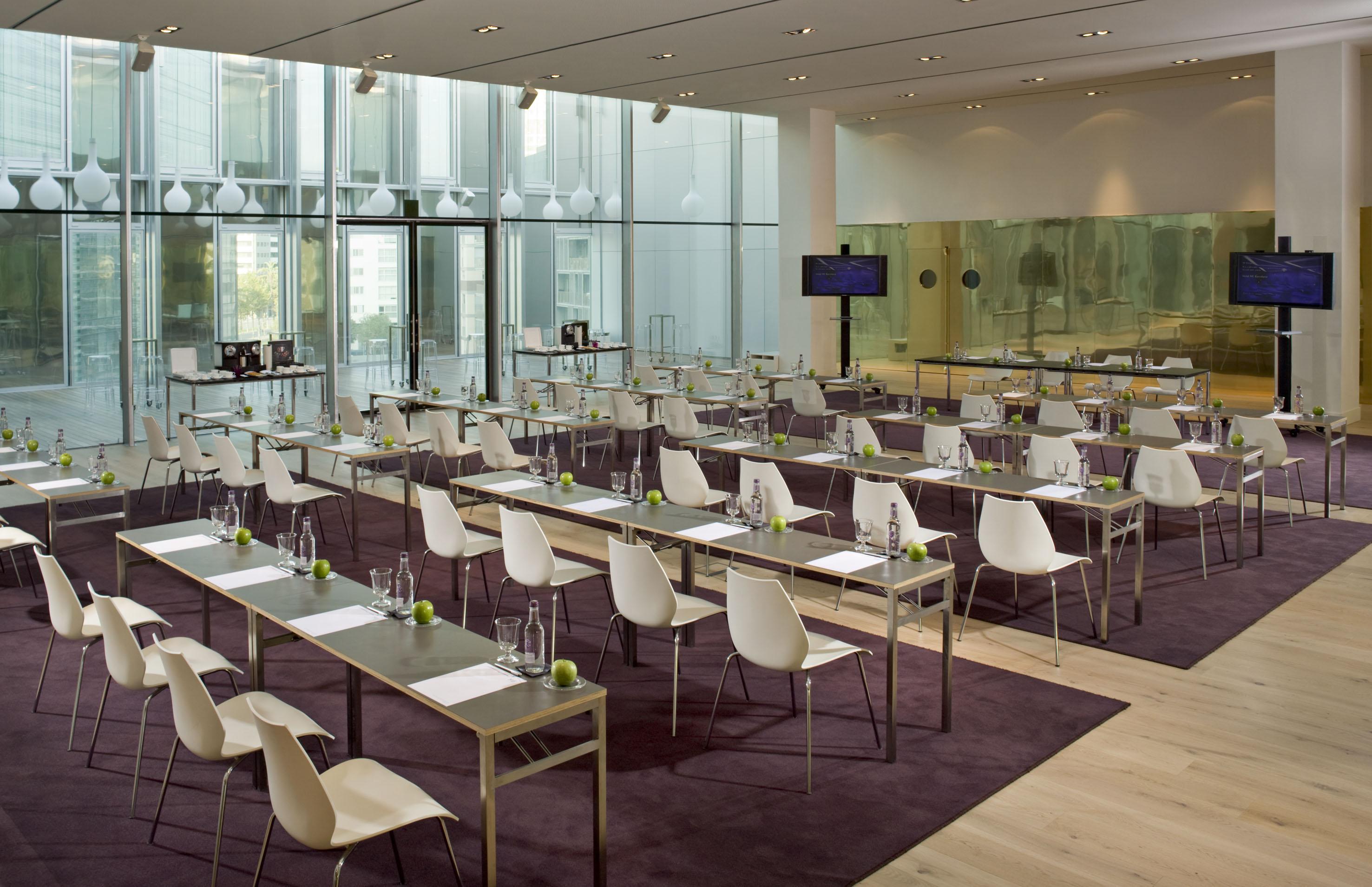 The Level At Melia Barcelona Sky Hotel Екстериор снимка