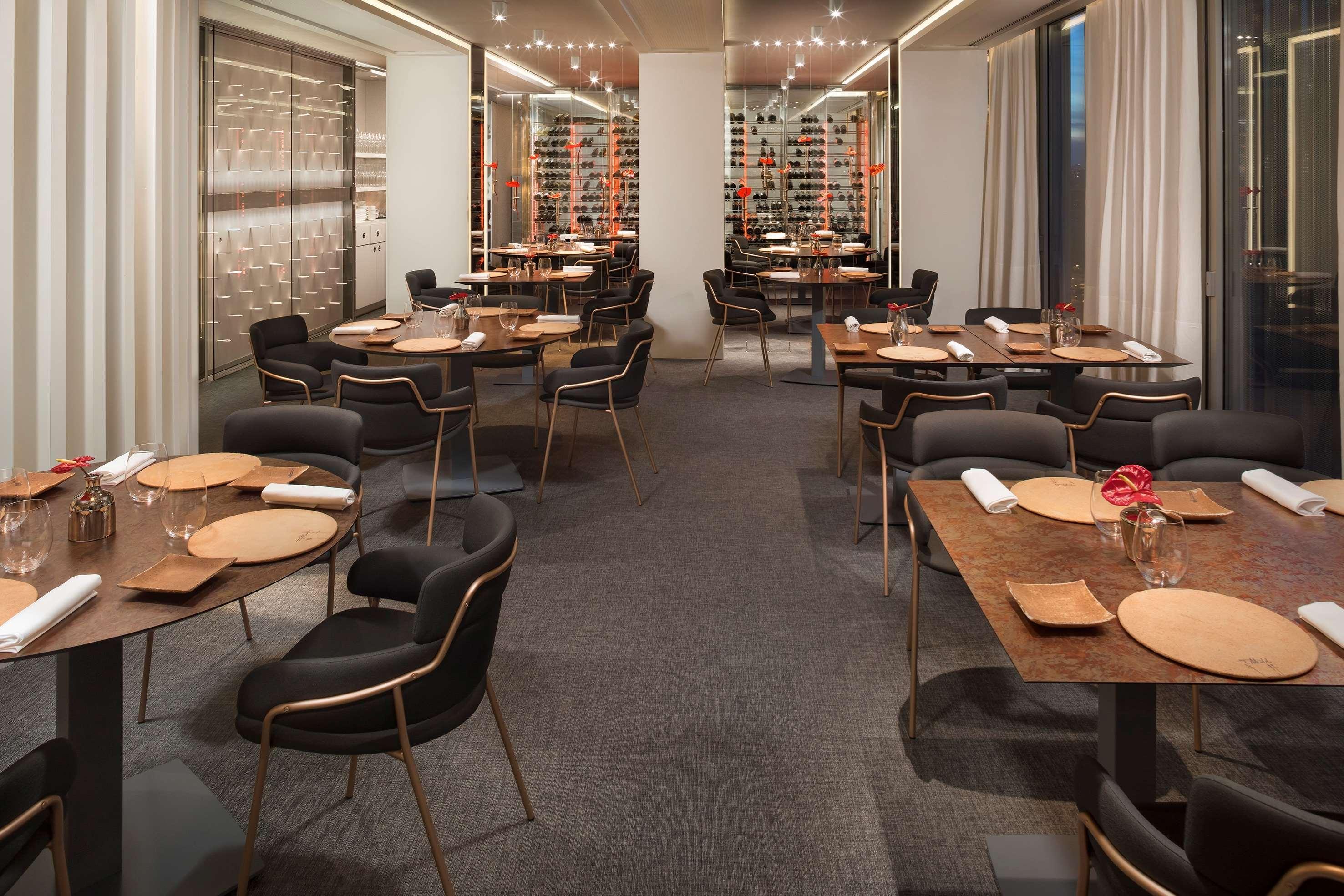 The Level At Melia Barcelona Sky Hotel Екстериор снимка